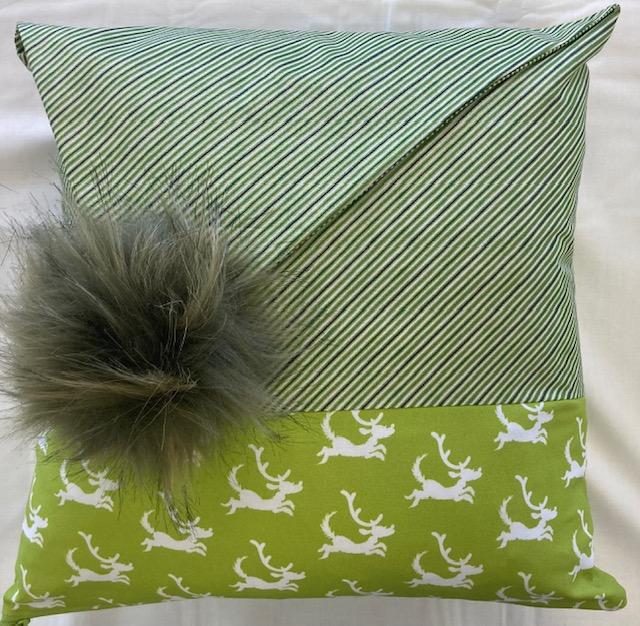 Green Dog Grinch Pillow Kit